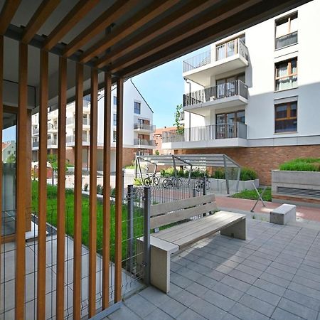 Beige 3City Apartment With Parking In Gdansk By Noclegi Renters Luaran gambar