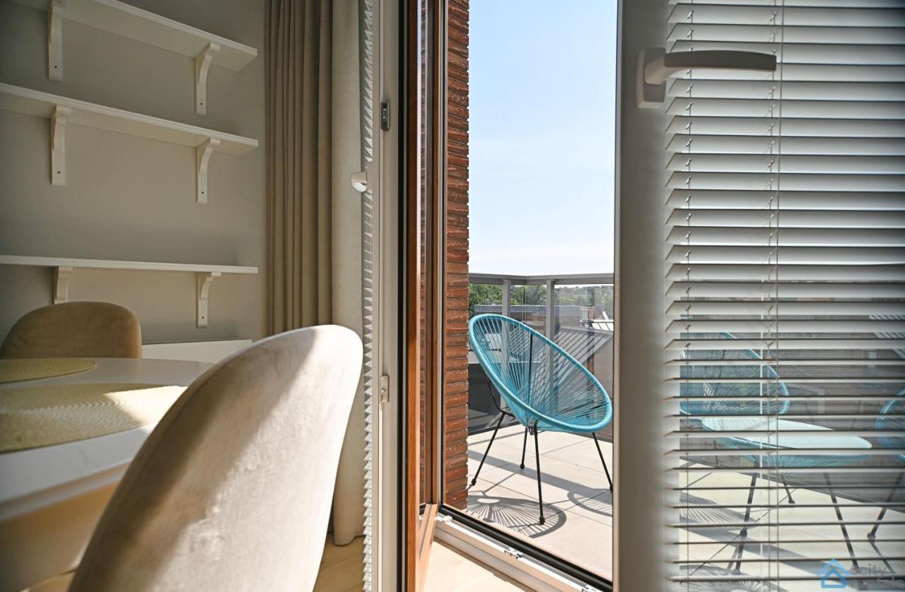 Beige 3City Apartment With Parking In Gdansk By Noclegi Renters Luaran gambar