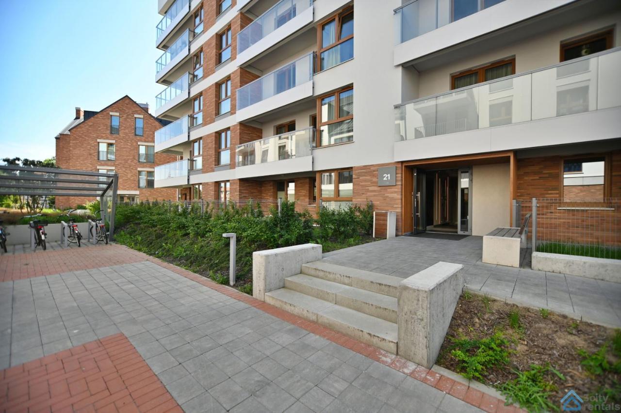 Beige 3City Apartment With Parking In Gdansk By Noclegi Renters Luaran gambar