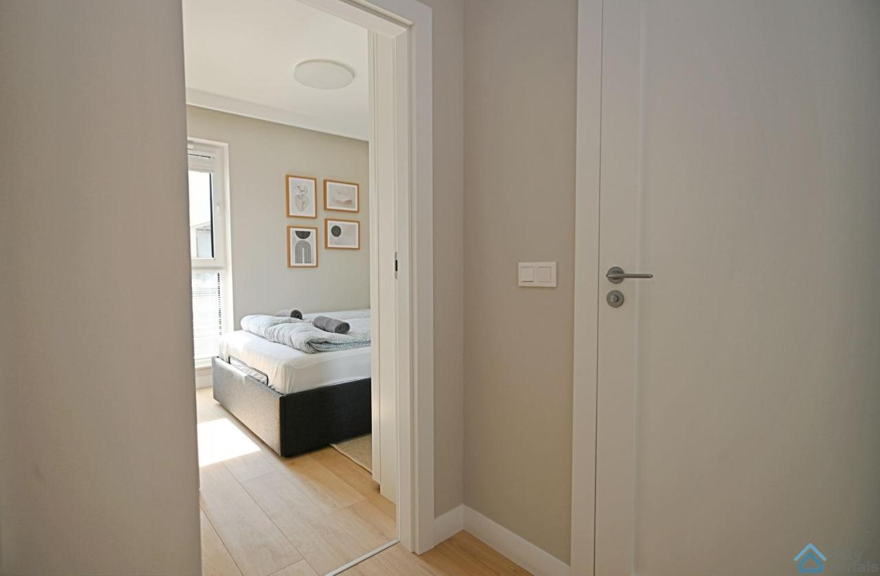 Beige 3City Apartment With Parking In Gdansk By Noclegi Renters Luaran gambar